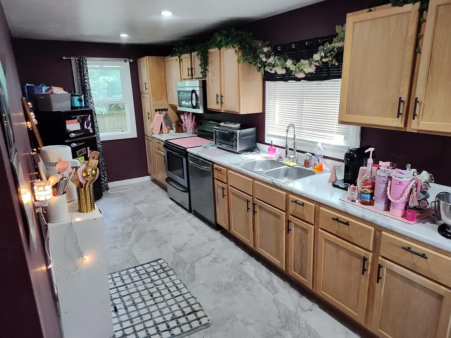 2214 Kenilworth Avenue, Kalamazoo, MI 49048 - #2