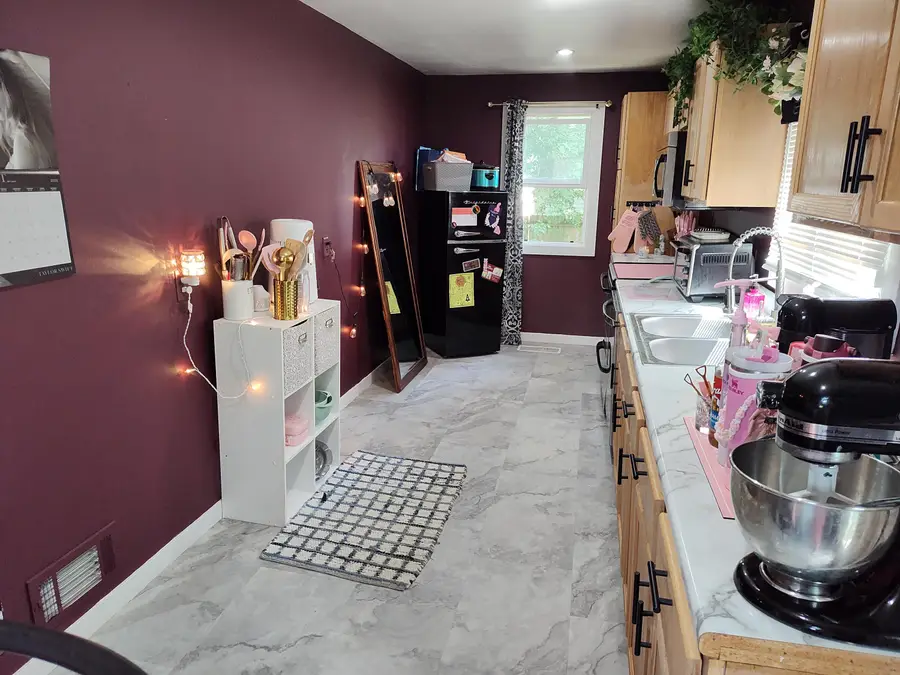 2214 Kenilworth Avenue, Kalamazoo, MI 49048 - #3