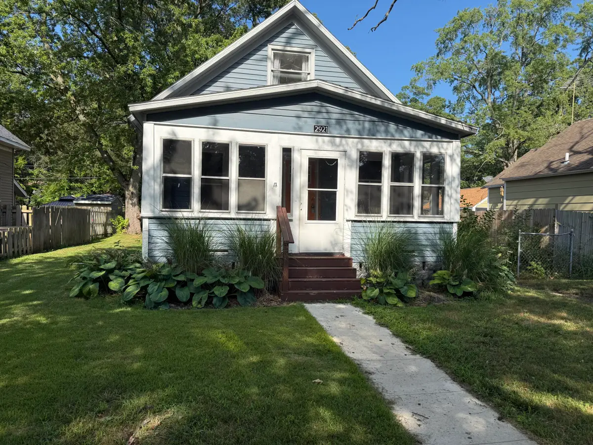 2921 7th Street, Muskegon Heights, MI 49444 - #1