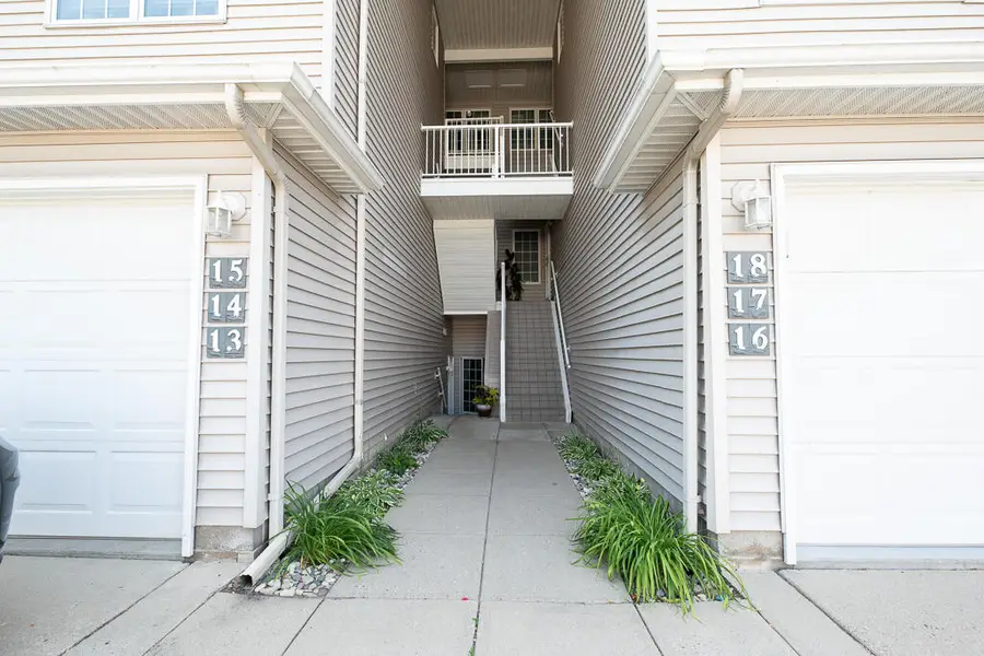 2411 Lake Avenue #15, Muskegon, MI 49445 - #3