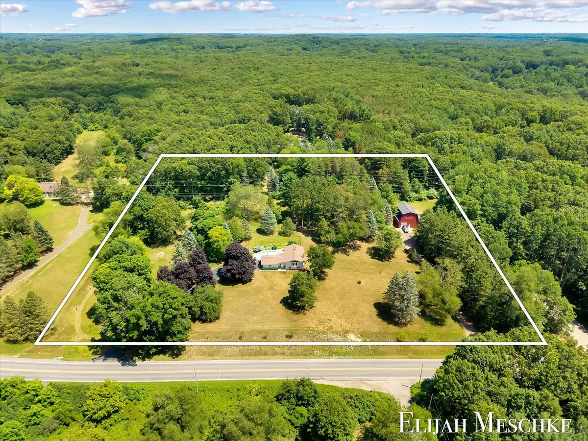 6160 Myers Lake Avenue Ne, Rockford, MI 49341 - #1