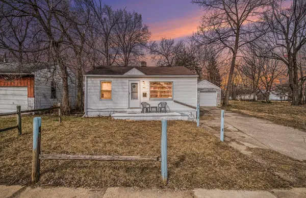 933 E Foss Avenue, Flint, MI 48505