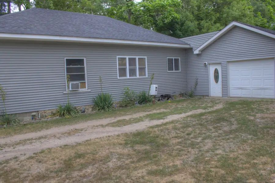 8783 2nd Street, Vestaburg, MI 48891 - #2