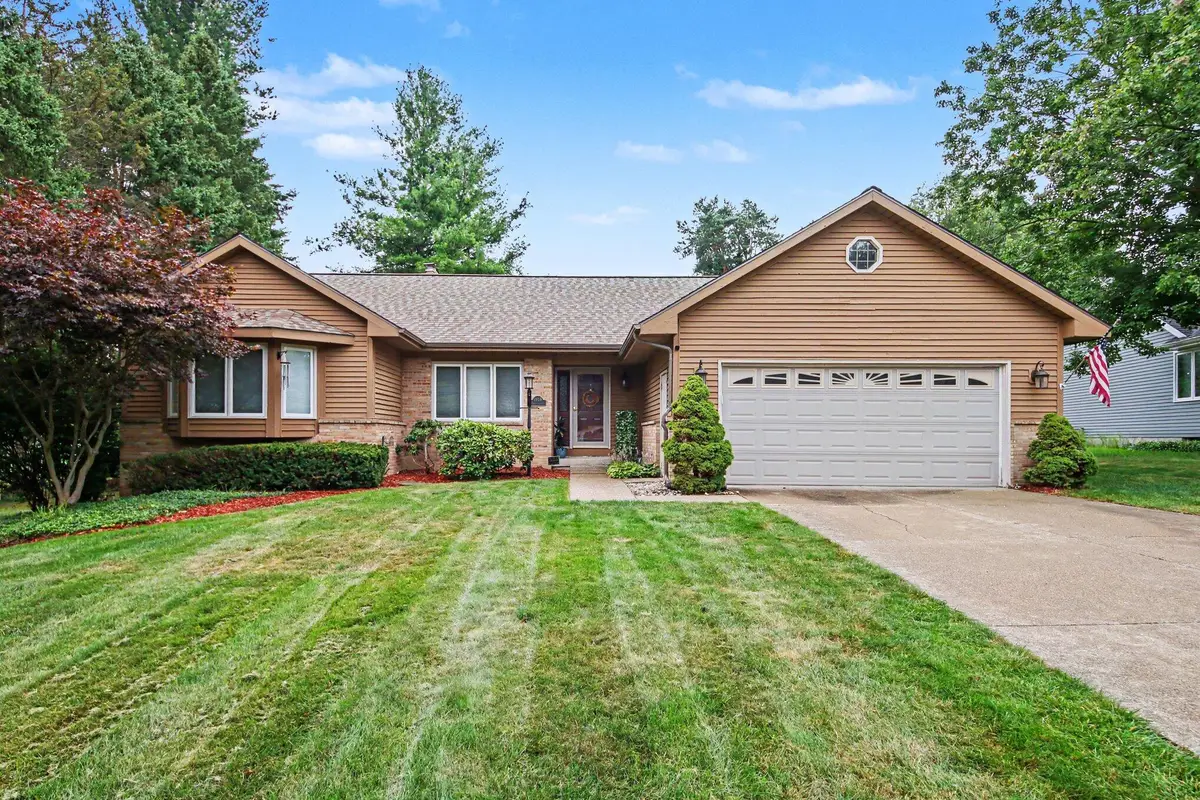 1954 Glenvale Drive Sw, Wyoming, MI 49519 - #1