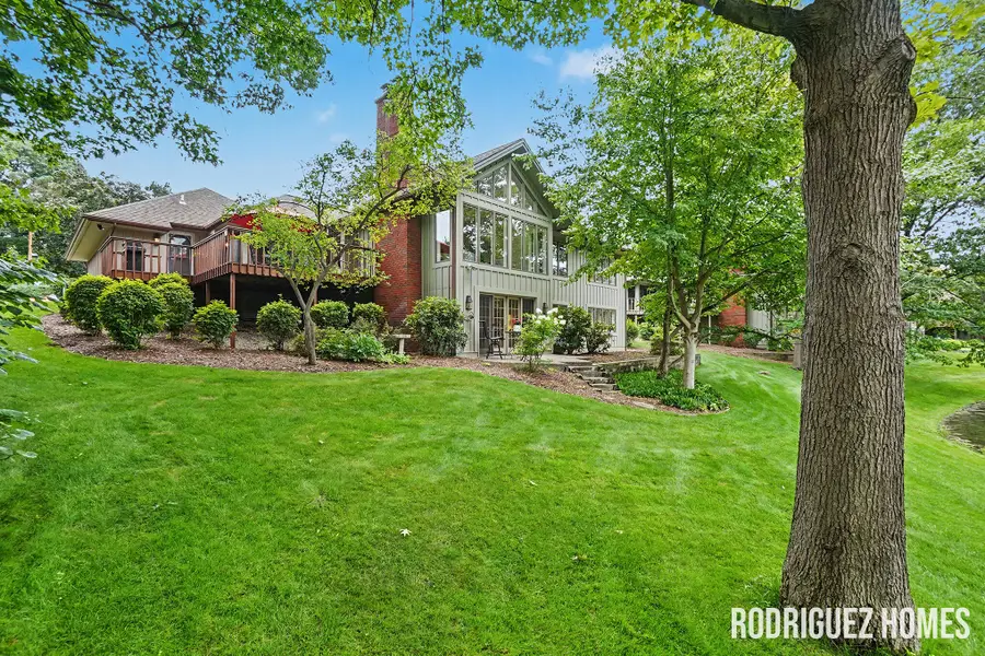 6270 Heathmoor Court Se, Grand Rapids, MI 49546 - #3