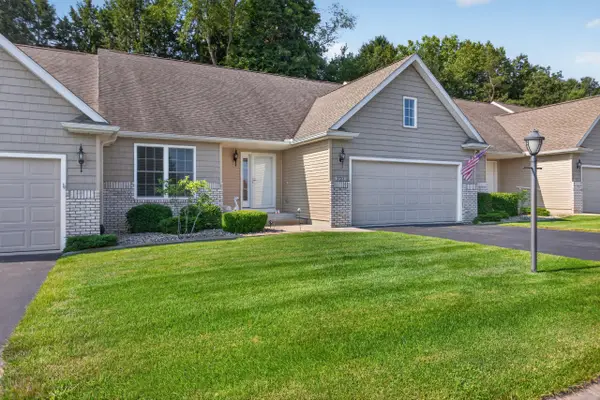 3723 Terrace Hills Lane #10, Jackson, MI 49203