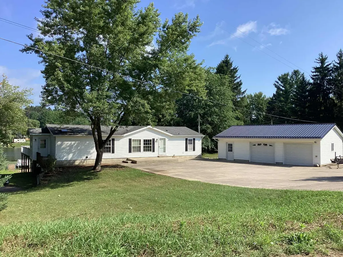 124 Horseshoe Drive, Leroy, MI 49655 - #1