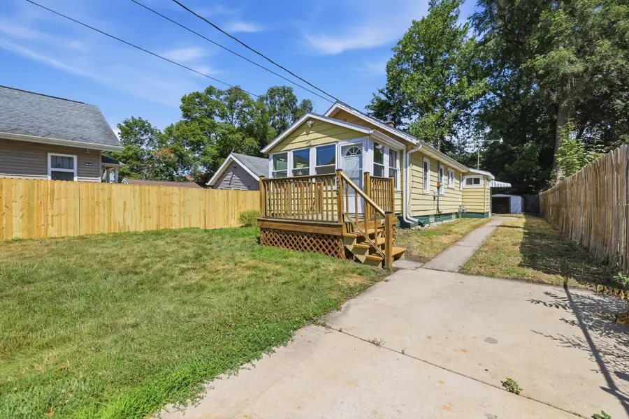 223 Quigley Boulevard Sw, Grand Rapids, MI 49507 - #3