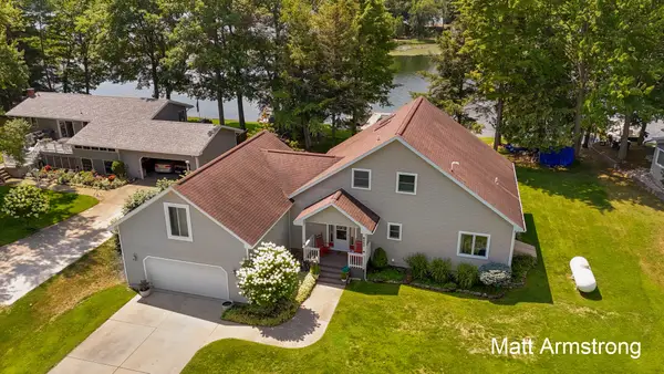8563 Lynwood Lane, Mecosta, MI 49332