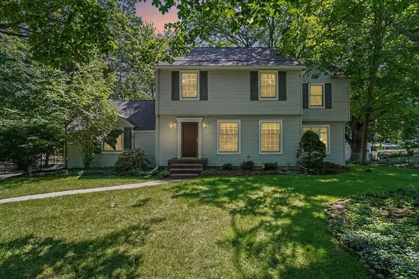 1110 Oakleigh Avenue Nw, Grand Rapids, MI 49504