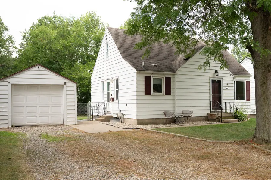 917 Clearview Street, Kalamazoo, MI 49048 - #3