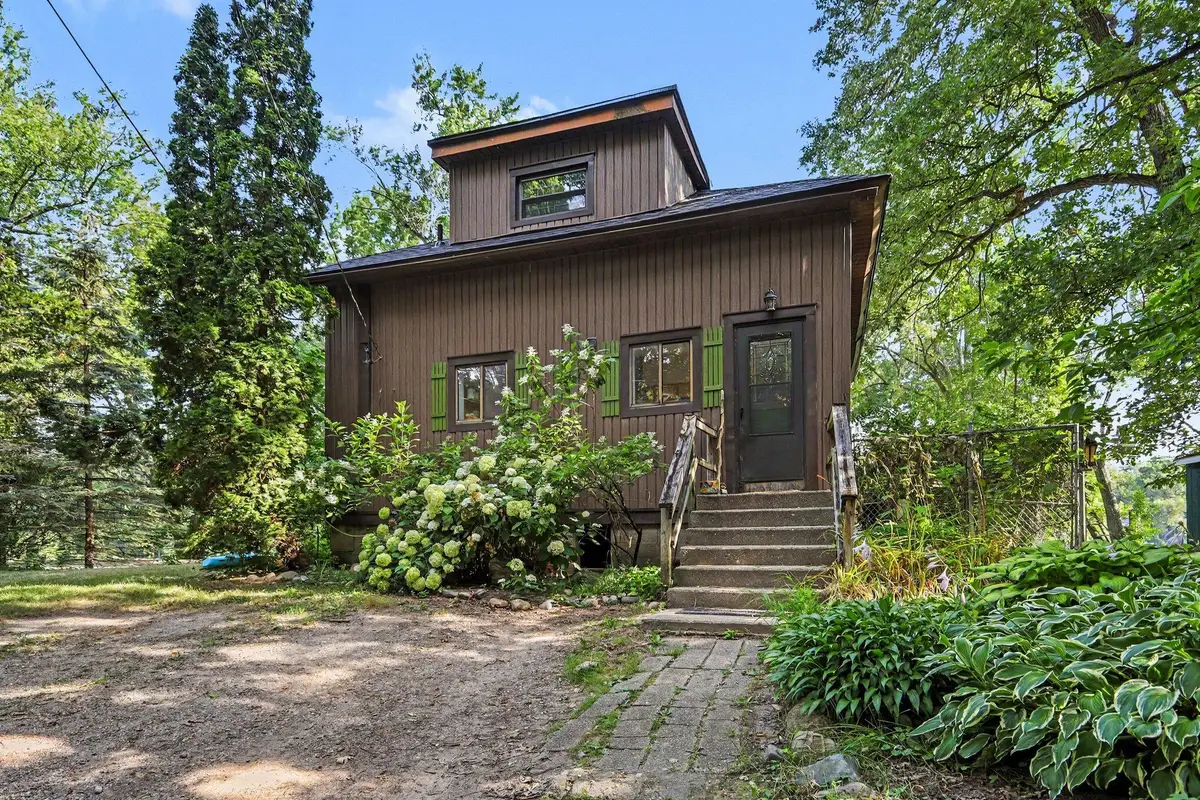 2067 Riverbank Avenue Ne, Grand Rapids, MI 49525 - #1