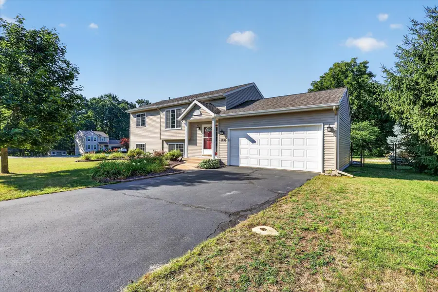 2850 Bark Court #17, Cedar Springs, MI 49319 - #2