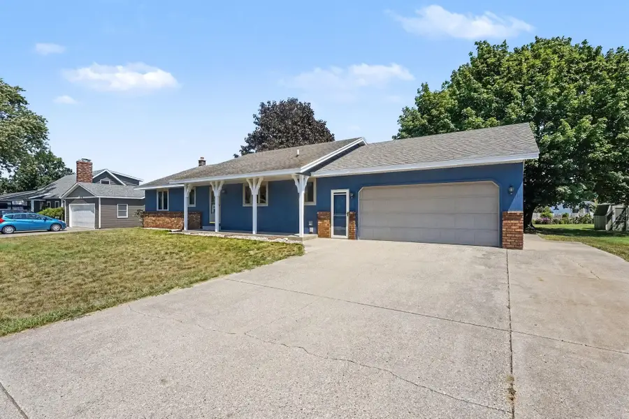 2660 Creek View Drive, Zeeland, MI 49464 - #2