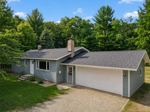 5852 E River Road, Twin Lake, MI 49457