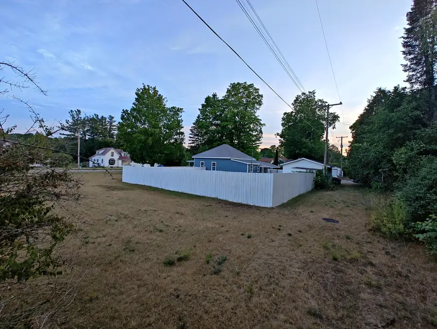 301 E Angel Avenue, Barryton, MI 49305 - #2