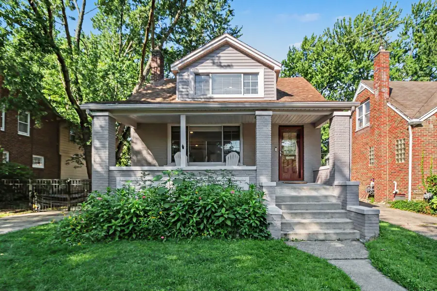 907 University Place, Grosse Pointe, MI 48230 - #2