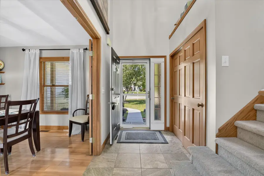 8352 Marquis Court, Lambertville, MI 48144 - #3