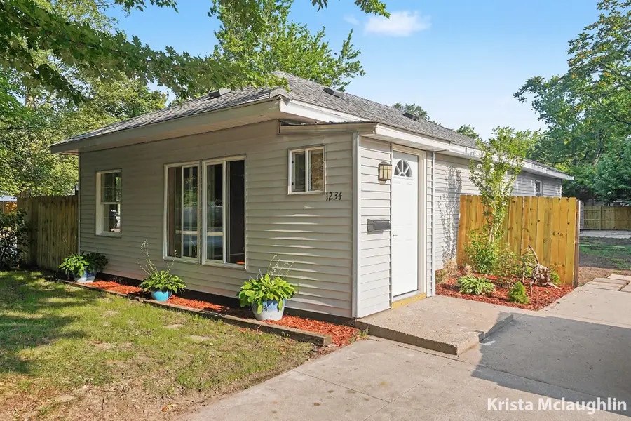 1234 Langeland Avenue, Muskegon, MI 49442 - #2