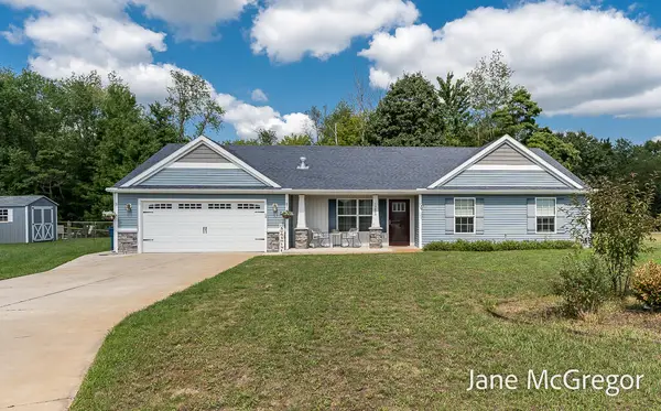 13820 E Harmony Court Ne, Sparta, MI 49345