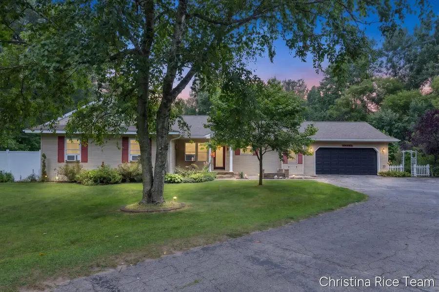 10226 SW Greenville Road, Greenville, MI 48838 - #3