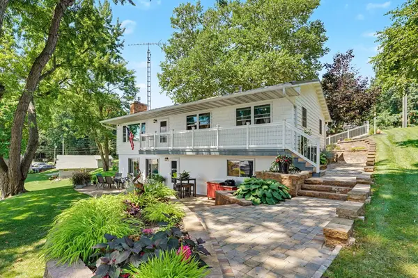 58875 Hill, Lawrence, MI 49064