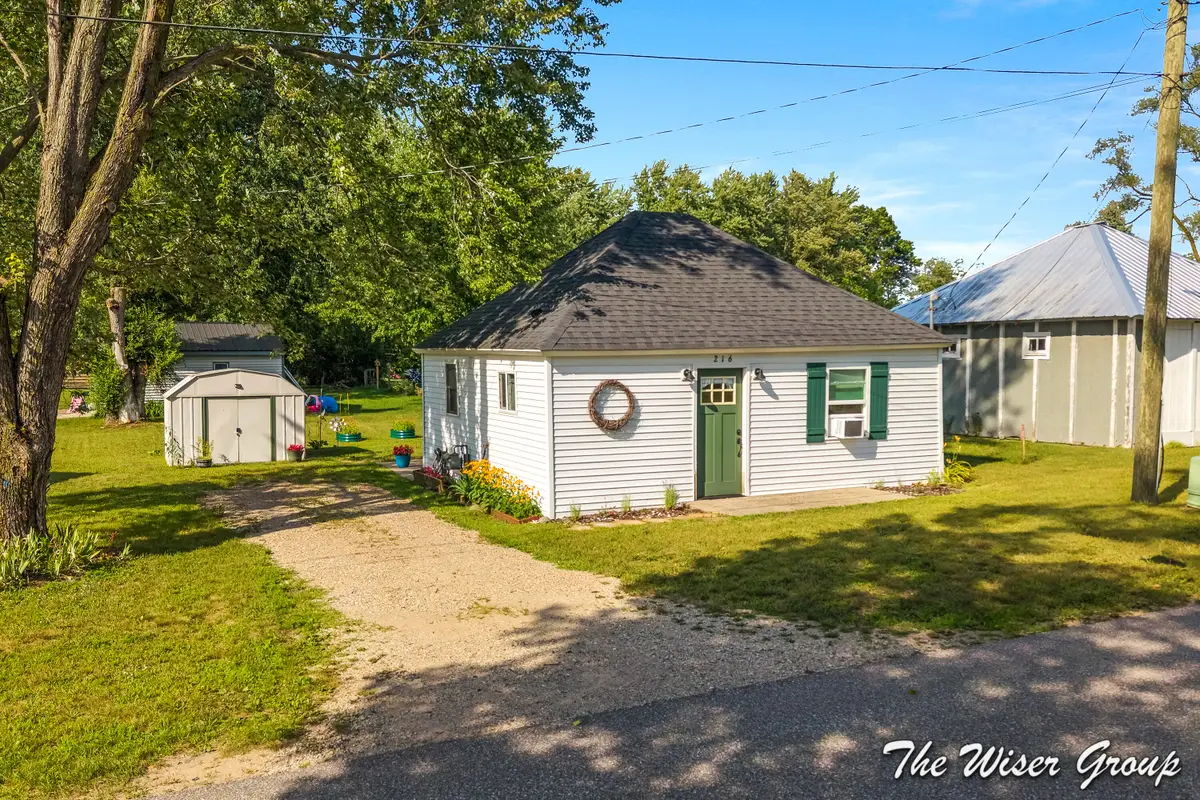216 Williams Street, Howard City, MI 49329 - #1