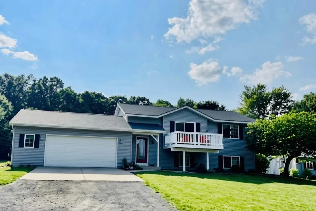 13955 Pine Lake Avenue Ne, Cedar Springs, MI 49319 - #1