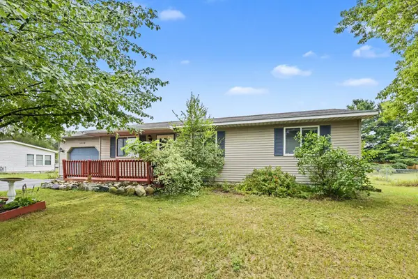 1862 W Curry Drive, Traverse City, MI 49685