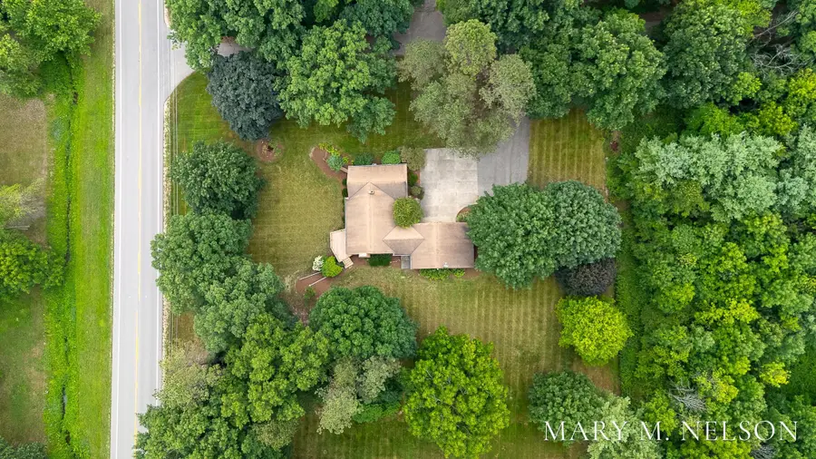 3415 Trails End, Zeeland, MI 49464 - #3