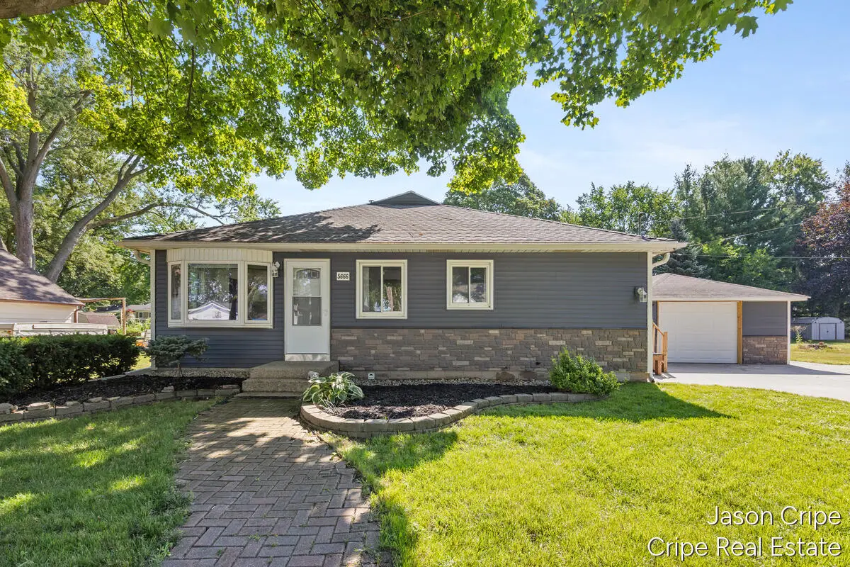 5666 Park Avenue, Hudsonville, MI 49426 - #1