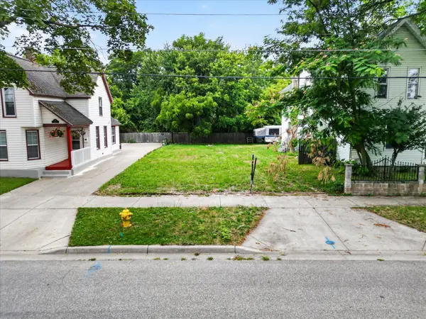 851 Oakland Avenue Sw, Grand Rapids, MI 49503