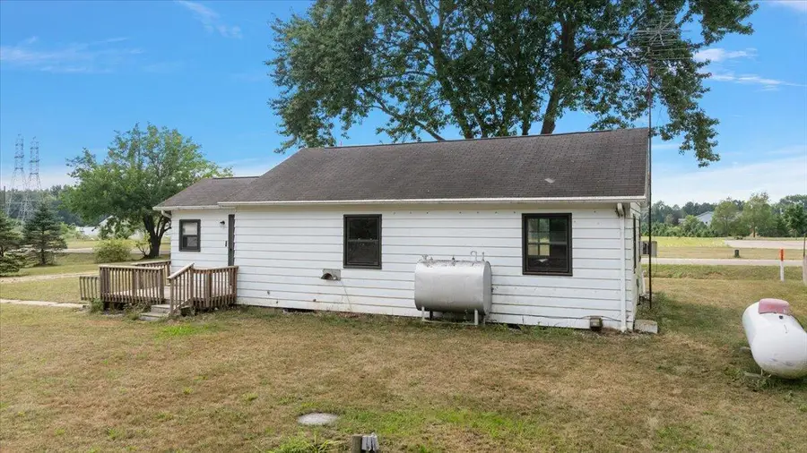 75 4th Street, Plainwell, MI 49080 - #3