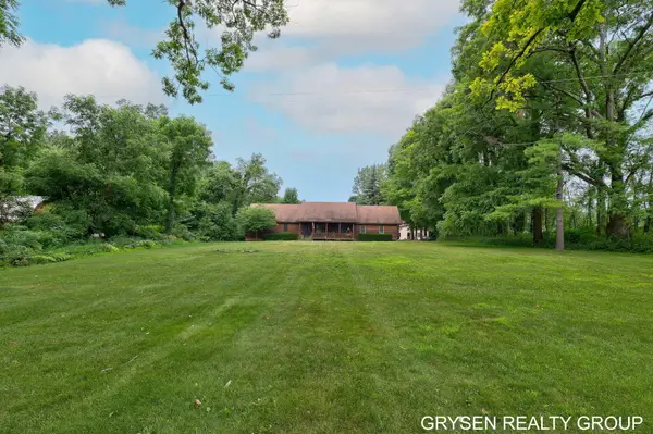 13815 Cypress Avenue, Sand Lake, MI 49343