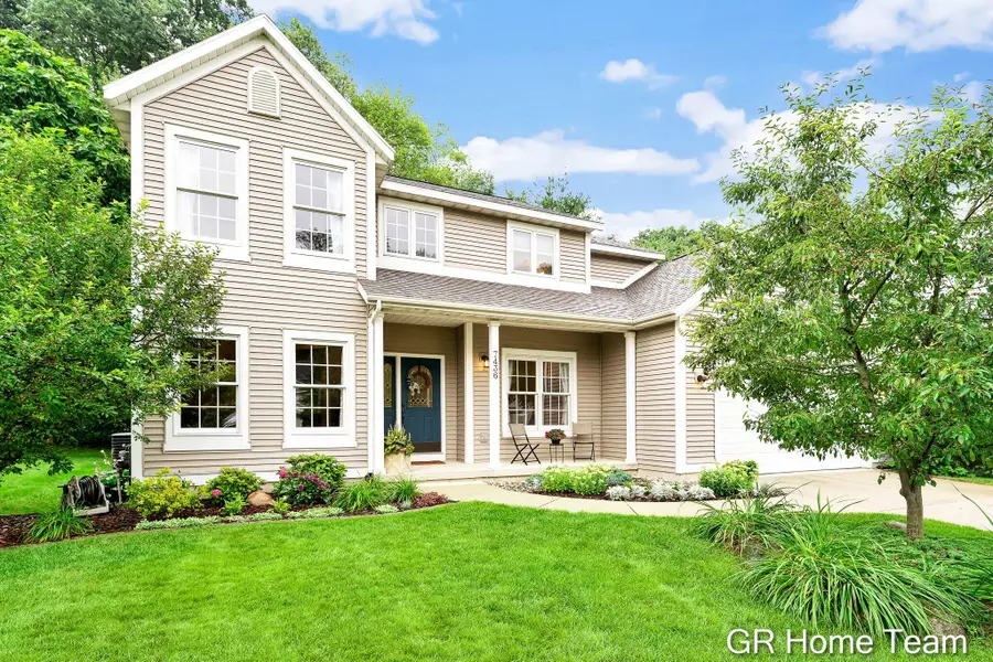 7436 Las Palmas Drive Ne, Rockford, MI 49341 - #2