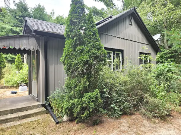 38050 78th Street, Covert, MI 49043