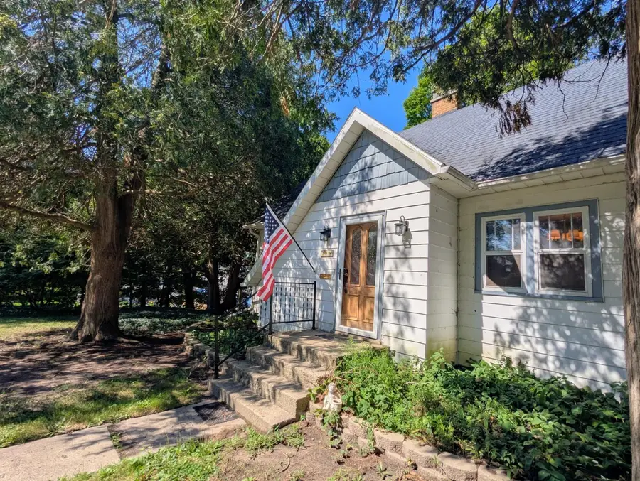 119 Prospect Street, Rockford, MI 49341 - #2