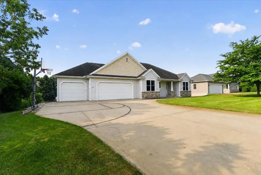 8444 Doe Avenue, Galesburg, MI 49053 - #3
