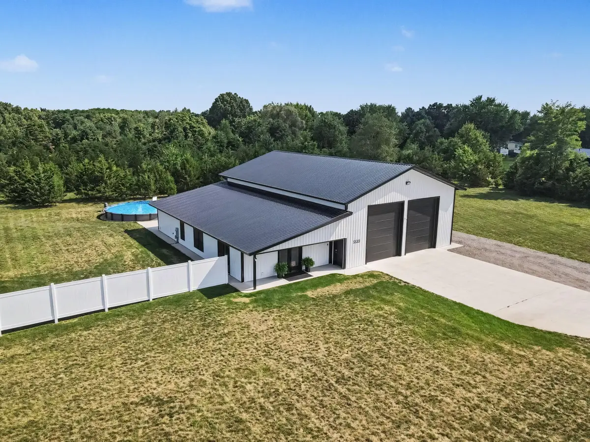 19061 M-60, Three Rivers, MI 49093 - #1