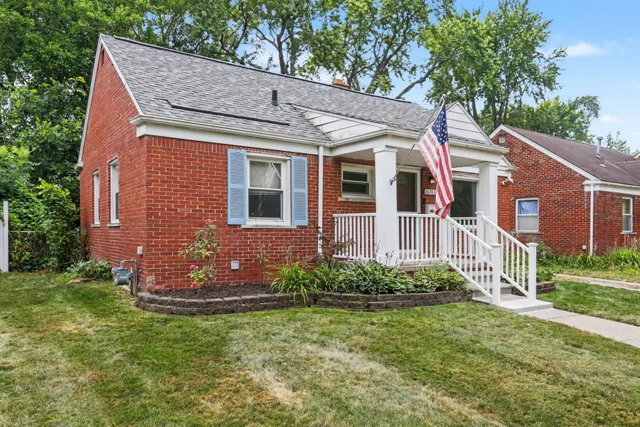 26761 Southwestern Highway, Redford, MI 48239 - #3
