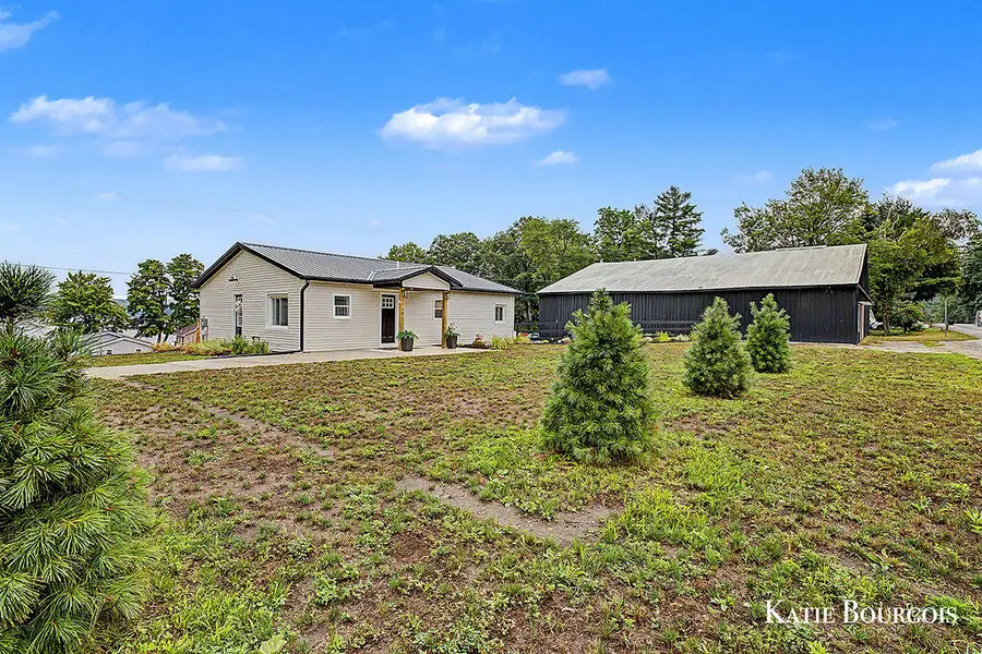 7510 Taft Road, Mecosta, MI 49332 - #3