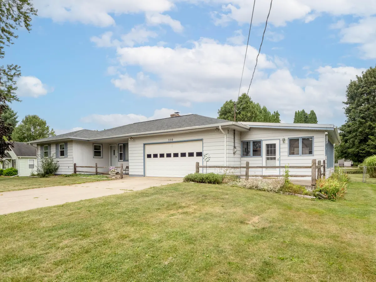350 Frakes Street, Vicksburg, MI 49097 - #1