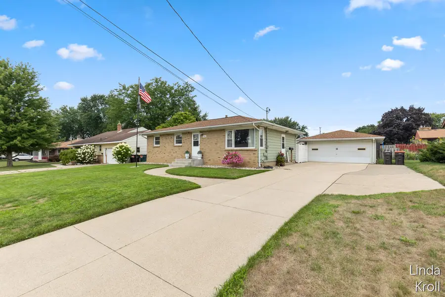 3861 Omaha Street Sw, Grandville, MI 49418 - #2