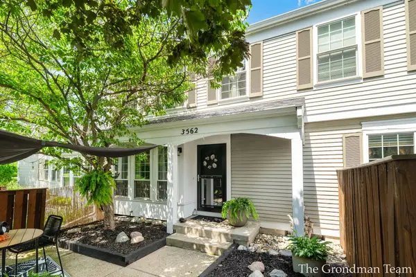 3562 Whispering Brook Drive Se #55, Grand Rapids, MI 49508