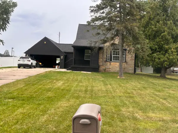 24713 Lois Lane, Southfield, MI 48075