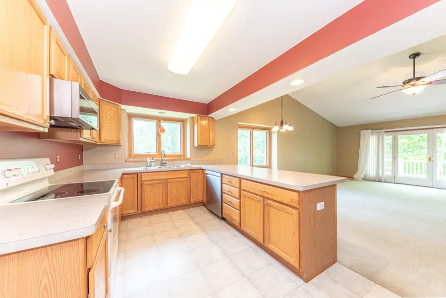 535 Sycamore Circle, Saline, MI 48176 - #2