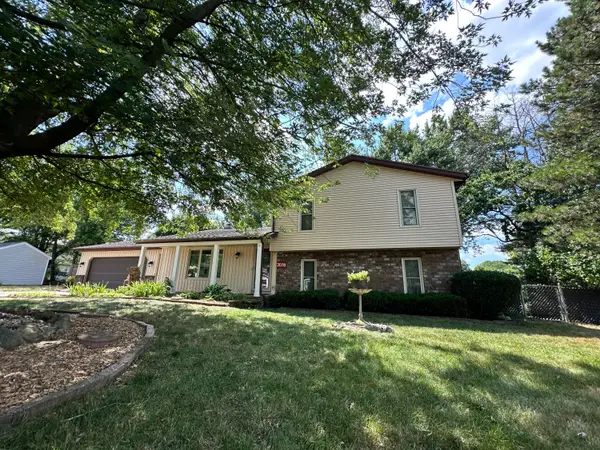 2078 Fernwood Drive, Jenison, MI 49428