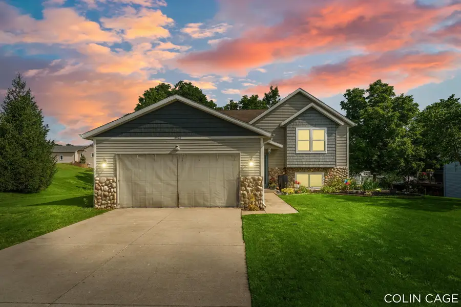 2903 Fox Hill Drive, Jenison, MI 49428 - #2