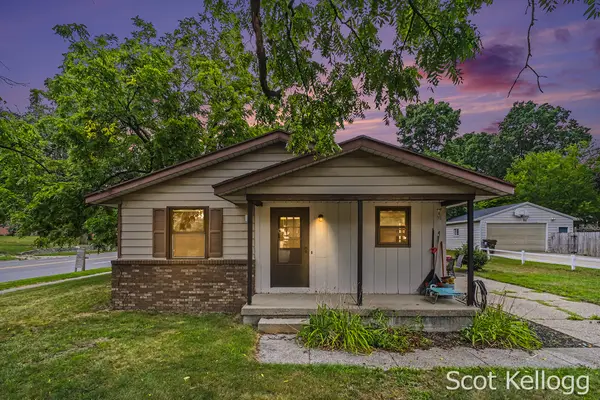 3822-3824 Burlingame Avenue Sw, Wyoming, MI 49509