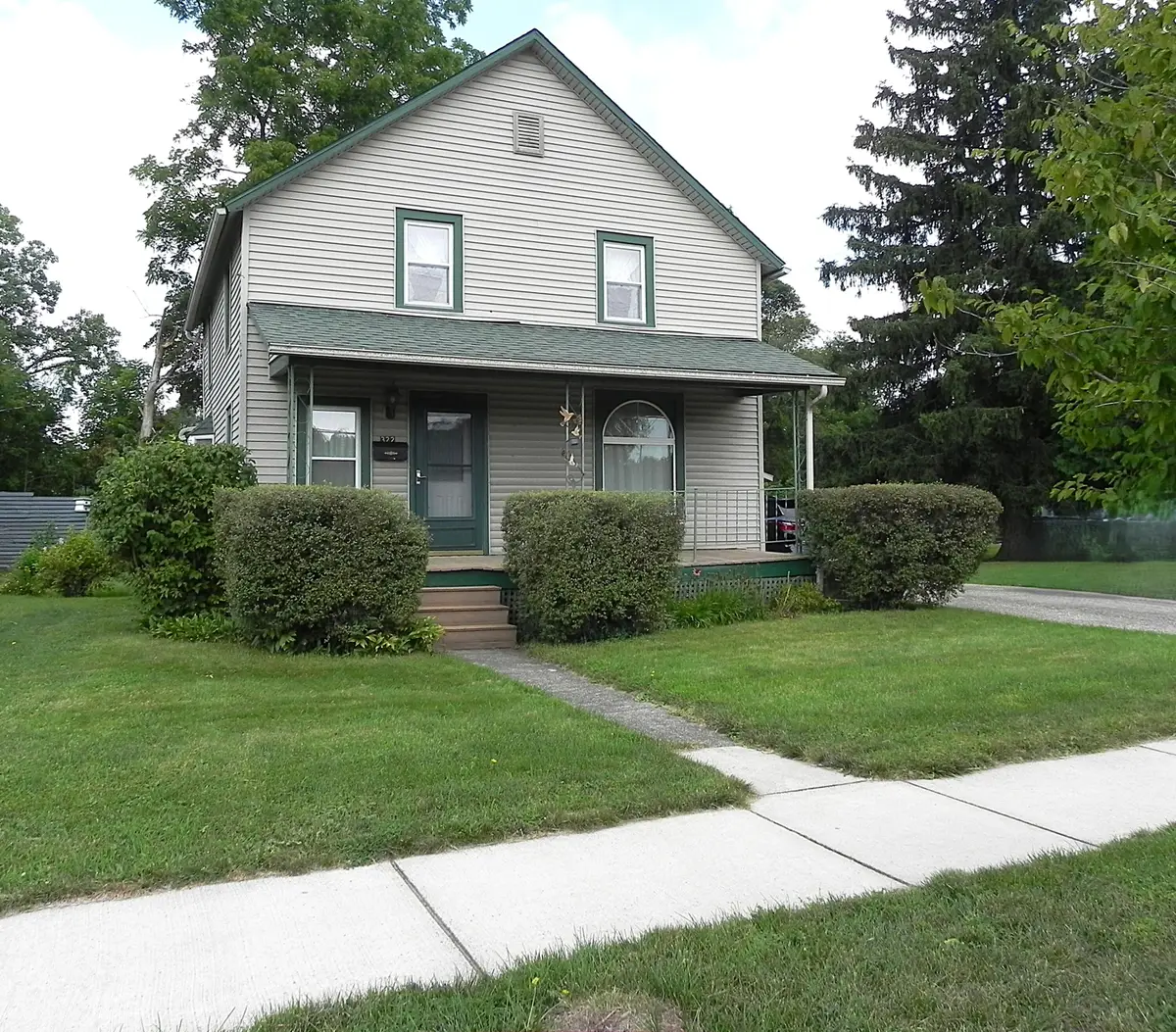 322 N Lakeview Avenue, Sturgis, MI 49091 - #1